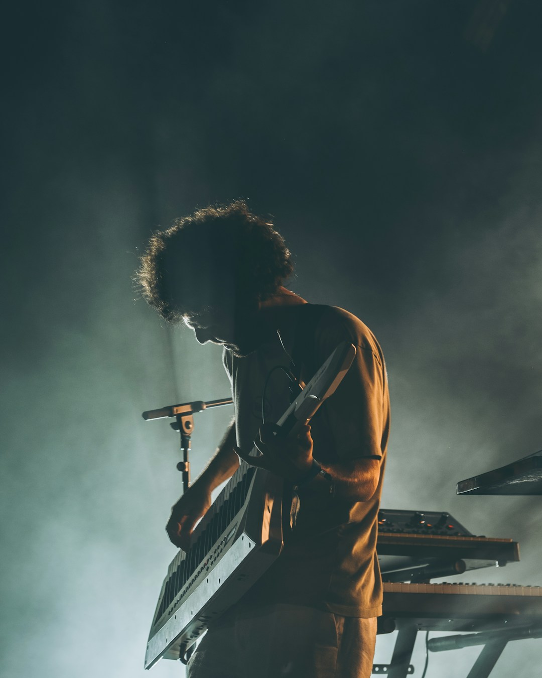 Cómo montar tu home studio en 2026: guía completa desde cero